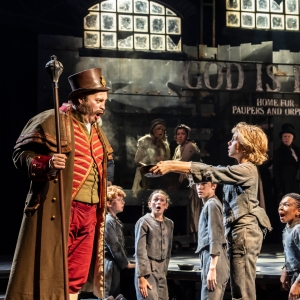 Review: OLIVER!, Gielgud Theatre Photo