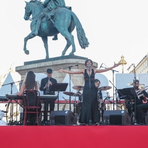 PHOTOS: La Puerta del Sol se llena de la gran celebración del estreno de CABARET