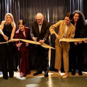Photos: Diya Vij, Kelli O&rsquo;Hara, Rose Byrne And More Celebrate Todd Haimes Theatre Re Photo
