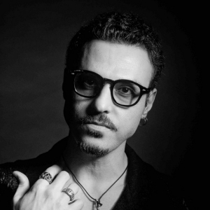 Iranian Musician Sepp Osley Releases Revolutionary Pop Single 'Sing' Photo