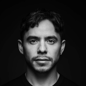 David Archuleta Sets Release of DEVOUT EP to Coincide with New Memoir Photo