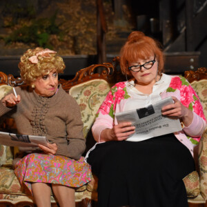 Review: WAITING IN THE WINGS at Theatricum Botanicum