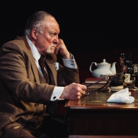 BWW Review: FREUD'S LAST SESSION, King's Head Theatre Photo