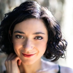 Interview: Theatre Life with Julie Benko Photo