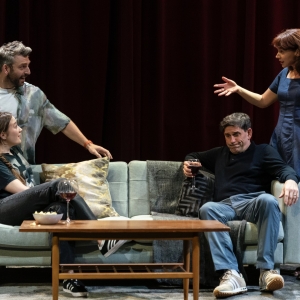 Review: SO YOUNG, Traverse Theatre Photo