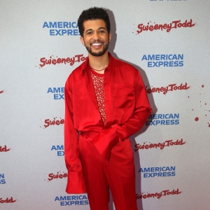 Jordan Fisher, Alyssa Milano & More to Join Broadway Flea Market & Grand Auction Auto Photo