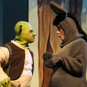 Review: Chris Cordero, Brianna Filippelli & Evan Lomba Lead a Great Cast in New Tampa Players' SHREK: THE MUSICAL