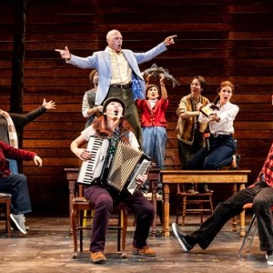 Diamond Head Theatre Opens 2025?"26 Season With COME FROM AWAY Photo