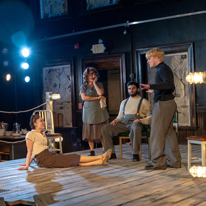 Review: Apollinaire Theatre's A VIEW FROM THE BRIDGE Photo