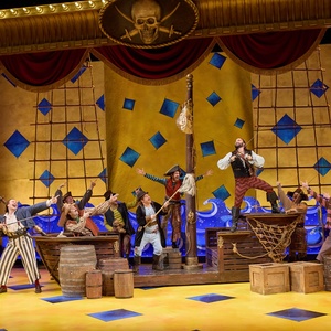 Review: THE PIRATES OF PENZANCE at St. Louis Opera Theatre Photo