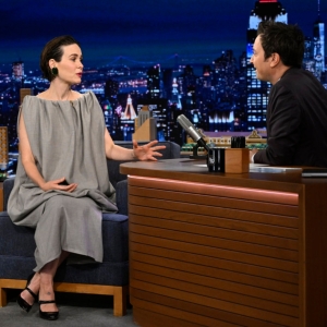 Video: Sarah Paulson Recalls Tony Award Mix-Up on THE TONIGHT SHOW Photo