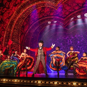 Review: Truth, Beauty, Freedom, Love! MOULIN ROUGE Brings All That, And More, To The Photo