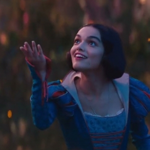 Video: Rachel Zegler Sings in New SNOW WHITE Trailer Video