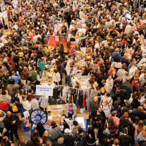 Photos/Video:Broadway Flea Market Raises $1.48M for Broadway Cares Photo