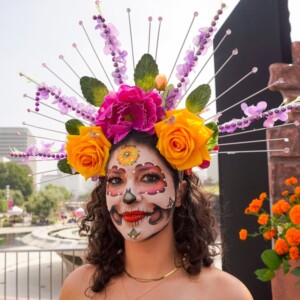 GLORIA MOLINA GRAND PARK'S DOWNTOWN DÍA DE LOS MUERTOS to Honor Loved Ones