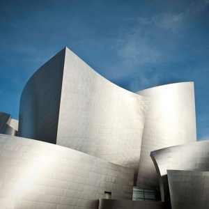 Los Angeles Philharmonic Unveils 2024-25 Season Featuring Leslie Odom, Jr., Itzhak Perlman & More