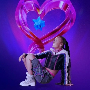JoJo Siwa Unveils UK and EU 'Infinity Heart' Tour Dates Photo