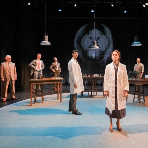 Review: PHOTOGRAPH 51 at Berkshire Theatre Group