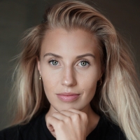 Celinde Schoenmaker Talks MIMMA at Cadogan Hall Interview