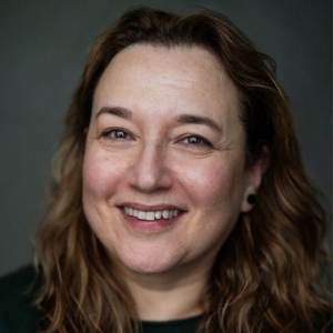 Guest Blog: Actor Fifi Garfield on The Challenges of Preparing For THE VAGINA MONOLOGUES in BSL