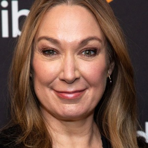 Elizabeth Marvel, Andrew Burnap, & More Join THE GILDED AGE Season 4 Photo