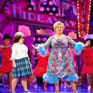 Review: HAIRSPRAY at Connor Palace