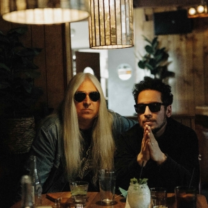 UK's Young Gun Silver Fox Expands Fall U.S. Tour in Support of New Album Photo