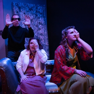 Review: A BRIGHT ROOM CALLED DAY at The DC Arts Center