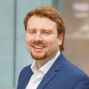 Farmers Alley Theatre and Air Zoo to Host CONNOR FARRY: THE STORY BEHIND COME FROM AW Photo