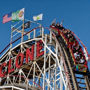 LUNA PARK IN CONEY ISLAND Set to Celebrate Opening Weekend 3/28-3/29 Video