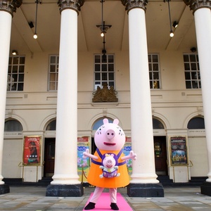 PEPPA PIG'S BIG FAMILY SHOW Will Return to London's West End This Festive Season Photo