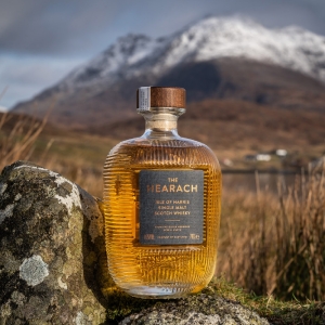 ISLE OF HARRIS - Premium Spirits from Scotland to Top Off the Holidays Photo