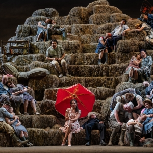 Review: L'ELISIR D'AMORE, Royal Opera House Photo