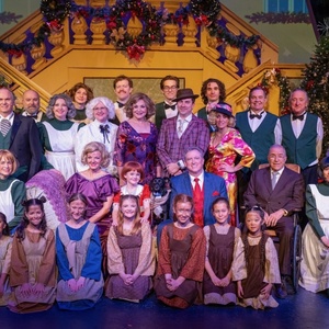 Review: ANNIE at Palm Canyon Theatre Photo