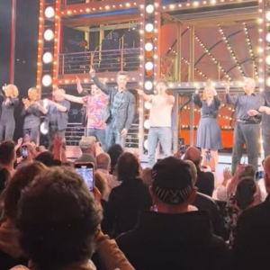 Video: Lewberger Sings 'Sweet Caroline' with Cast of A BEAUTIFUL NOISE Photo