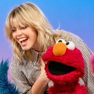 Reneé Rapp to Appear in SESAME STREET Season 55 Premiere Photo