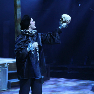 Review: WILLIAM SHAKESPEARES HAMLET at University Of Central Arkansas Theatre in Conway Photo