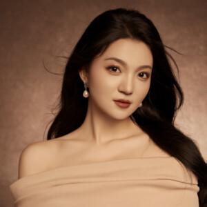 Interview: 'I Relate To Her Quiet Wisdom': Soprano Mei Gui Zhang On Making Her Glynde Photo