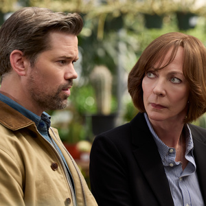 Photos: Allison Janney and Andrew Rannells in MISS YOU, LOVE YOU First Look Video