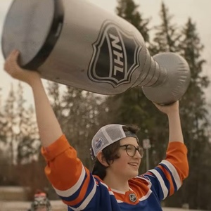 Video: Edmonton Opera Reimagines 'Maybe This Time' to Tribute the Edmonton Oiler Photo