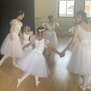 Marblehead School of Ballet Culminates National Arts & Humanities Month With In-Studio Photo