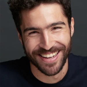 Andro Crespo protagonizará LOVE'S LABOUR'S LOST en el Shakespeare's Globe de Londres Photo