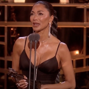 Video: Nicole Scherzinger Accepts Olivier Award For SUNSET BOULEVARD