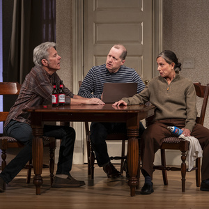 Review: CATCH AS CATCH CAN at Steppenwolf Theatre Company Photo