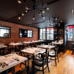 Review: MEDIUM RARE-Your Delectable Steak Dinner is Now Available Murray Hill Photo