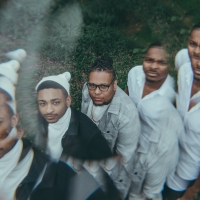 The Harlem Gospel Travelers Release New Single 'Hold Your Head Up' Photo