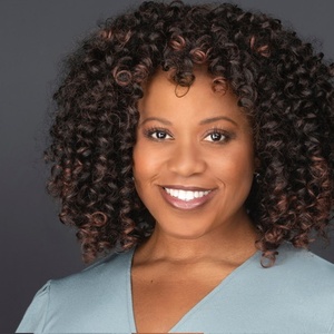 Q. Smith Joins MOMS' NIGHT OUT at The Green Room 42 Photo