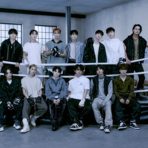 Seventeen Hit No. 2 on Billboard 200 With FML Photo