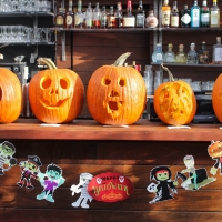 MONARCH ROOFTOP & INDOOR LOUNGE Hosts Annual Pumpkin Carving Contest Saturday 10/26 Video