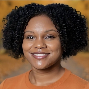 Daralyne Kyesha Davis Joins the Cast of DINNER WITH THE YOUNGERS at Carrie's TOUCH Photo